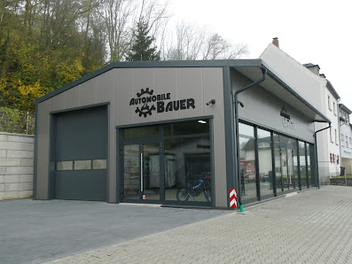 Automobile Bauer