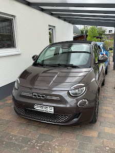 Persie Automobile