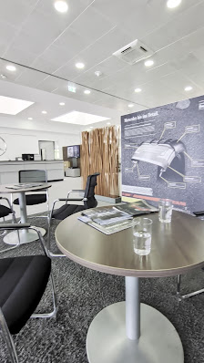 Mercedes-Benz Niederlassung Stuttgart Hallschlag