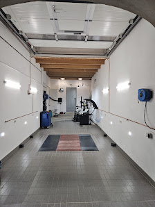 Heico Rossol Reifen Garage