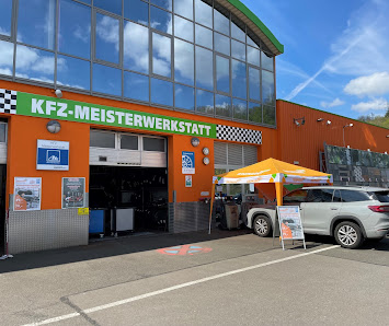 KFZ-Meisterwerkstatt (Globus Baumarkt)