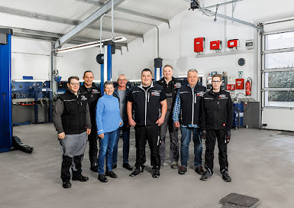 LM Automobile Handelsges. mbH