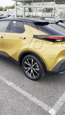 Emil Frey AHZ Automobil Handels Zentrum Esslingen