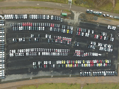 Klos Automobile GmbH - Lagerplatz