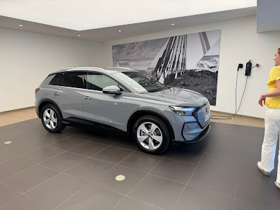 MOLL GRUPPE | Audi Vertragshändler Düsseldorf DE