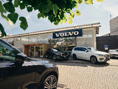 MOLL GRUPPE | Volvo/ VW Vertragshändler Düsseldorf