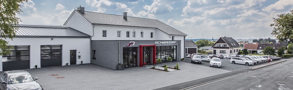 Automobile Schwadorf