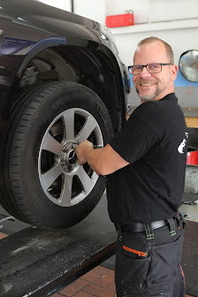 Auto-Technik-Höhn