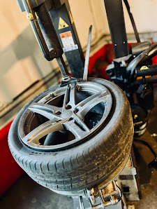 Kfz-Werkstatt Reifenservice Geschwind