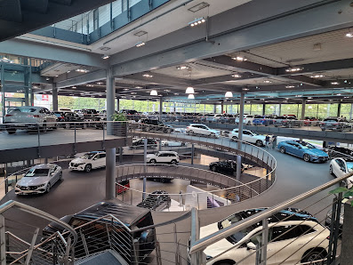 Mercedes Benz