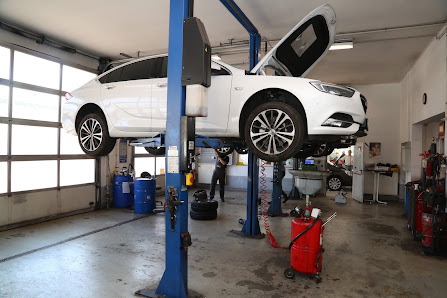 Autohaus Neustadt Automobile Oschatz - Verkauf, Autowerkstatt & Autovermietung