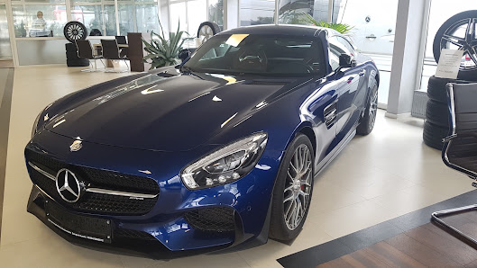 RM Automobile