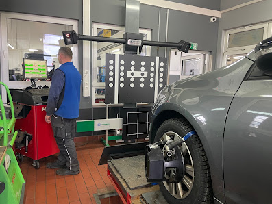Scooter Autoservice GmbH : KFZ-Werkstatt (Meisterwerkstatt) / Reifen- und Autoteile Großhandel seit 1997