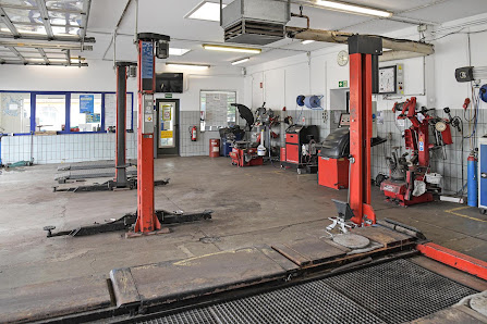 EUROMASTER Eutin PKW