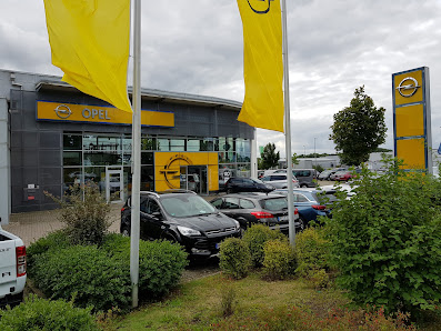 Ernst Dello GmbH & Co. KG / TOYOTA Standort Ahrensburg