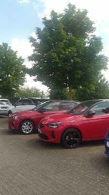 Ernst Dello GmbH & Co. KG / TOYOTA Standort Ahrensburg