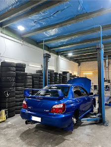 Autoservice + Reifendienst Uyar