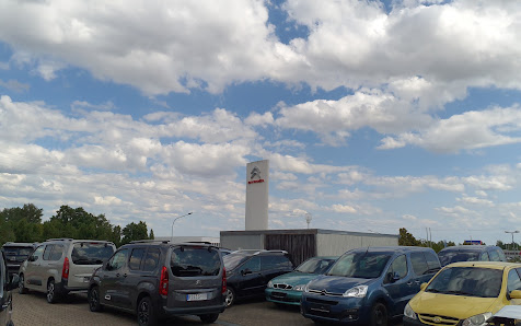Autohaus Hering GmbH