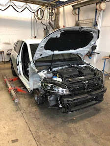 AutoUnfallSpezialist24 & Autolackiererei AH Muldental GmbH Grimma