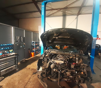 B-Tec Car Mechanic
