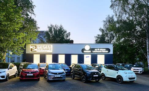 Pfeifer & Starke Automobile GmbH & Co. KG - AIXAM Leichtmobile -