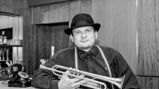 Ulrich Schimmack Automobilkaufmann, Musikant