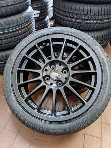 Auto & Reifen-Service Bauch