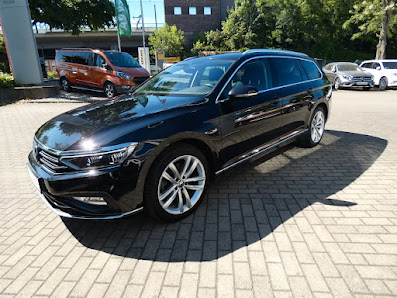 Autohaus Helmstädt GmbH