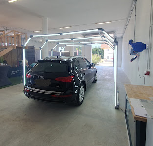 Russell's garage / Beulendoktor / Hagelschaden