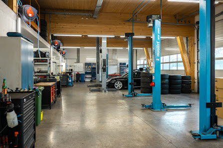 Stanglmayr Performance - Kfz-Meisterwerkstatt - Full-Service & Performance-Tuning