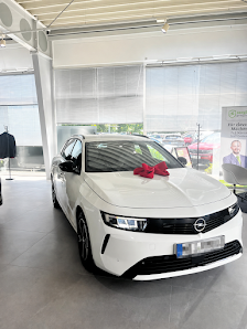 Autohaus Dresden GmbH (Opel & Hyundai Händler)