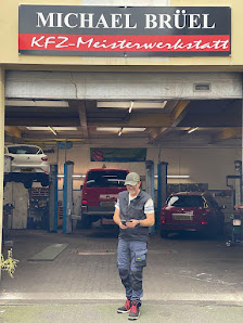 Michael Brüel, Kfz Meisterwerkstatt