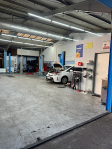 M & D Hybrid Car Service GmbH