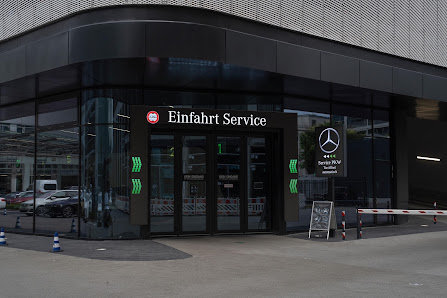 Mercedes-Benz Service