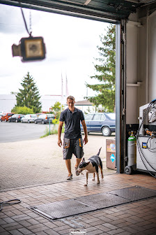 NIK‘s GARAGE